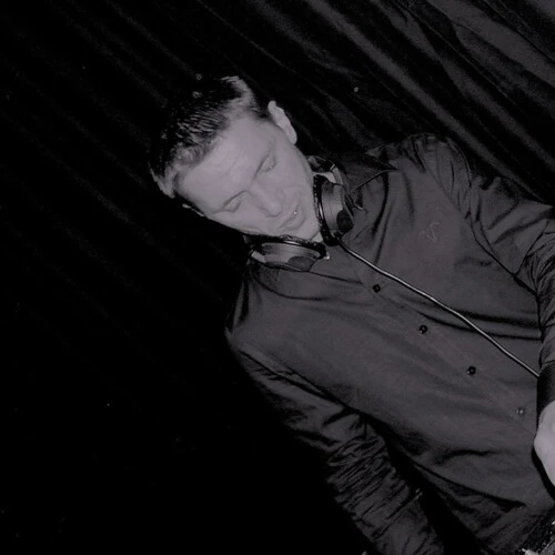 Deemkeyne & Following Light